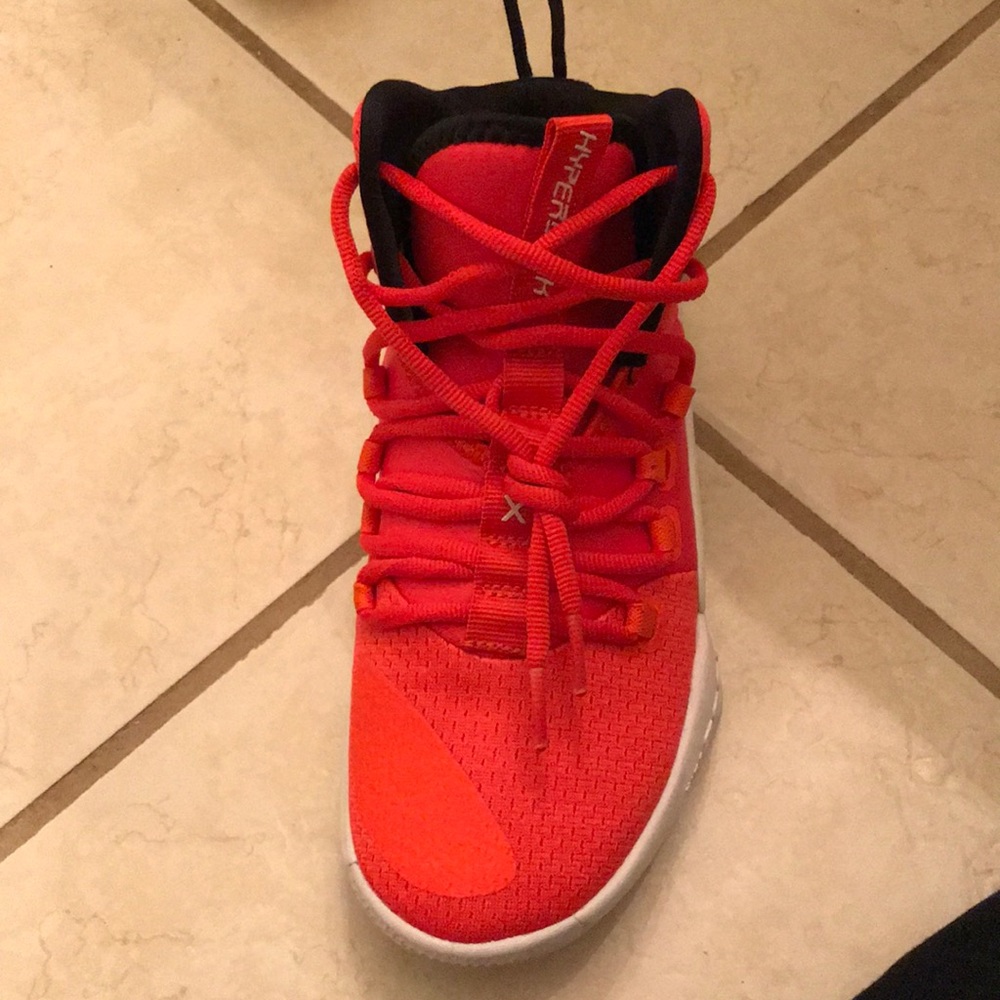 Nike HyperDunk size 4 youth. Worn once. Best offer